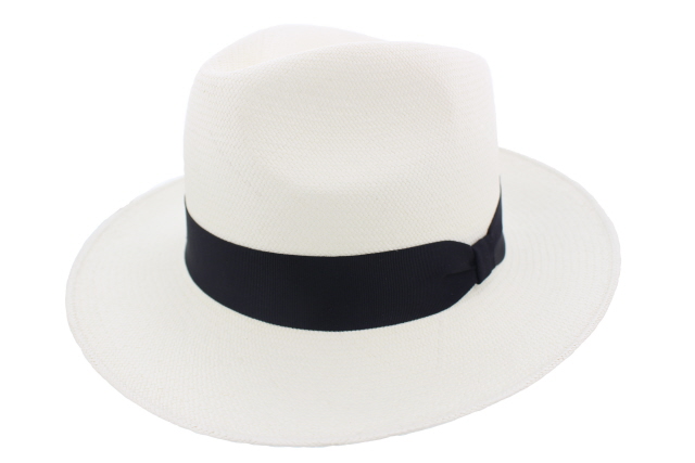 帽子のデザイナーズブランド KOJI YAMANISHI 神戸の洗練された帽子専門 